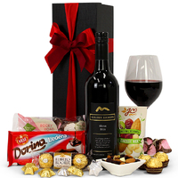 Wine & Chocolate Hamper (Shiraz) - Wine Party Gift Box Hamper