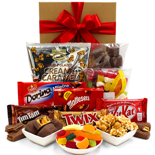 Chocolate Gift Hamper with Twix, Maltesers, Kitkat, Caramel Popcorn, Chocolate Honeycomb, Tim Tams, Party Mix - Sweet & Dessert Hamper for Birthdays, 